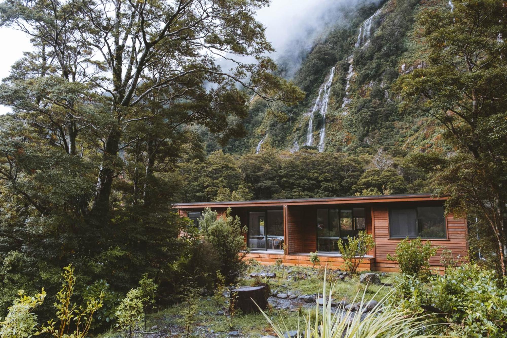 Milford Sound Lodge المظهر الخارجي الصورة