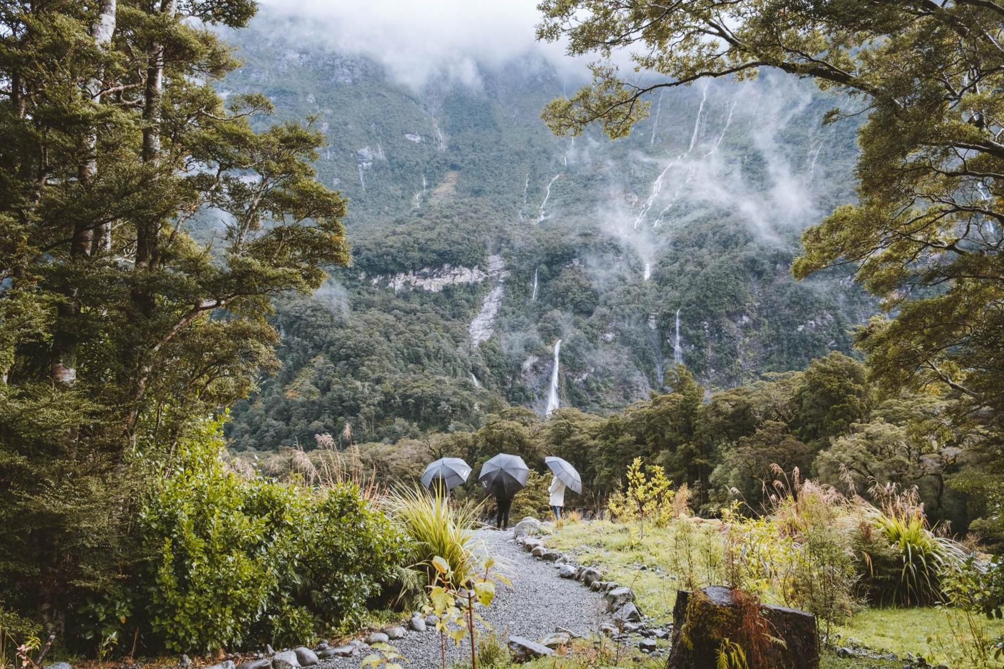 Milford Sound Lodge المظهر الخارجي الصورة